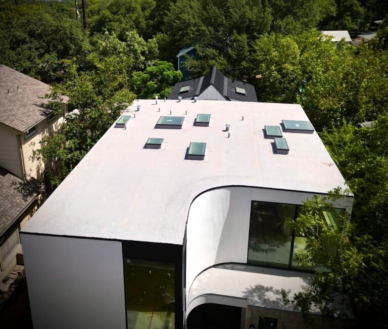 flat roofing austin
